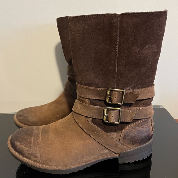 UGG Lorna waterproof boots, size 9 - Picture 4 of 8